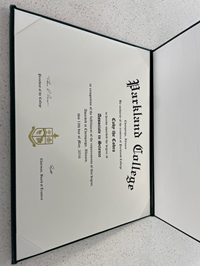 DIPLOMA COVER PADDED GREEN WITH GOLD CREST